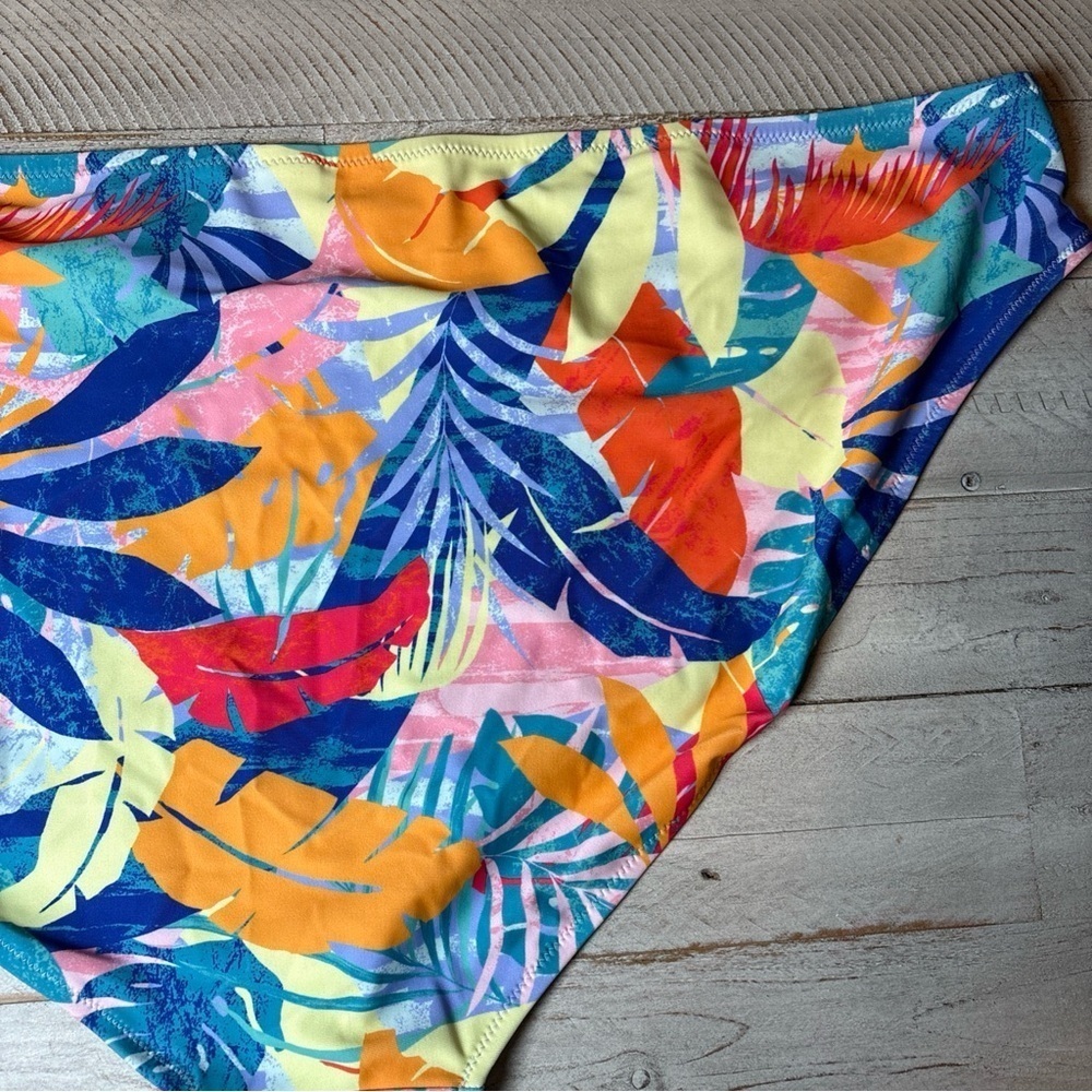Floral Bikini Bottom Blue Red Yellow Pink Old Navy Woman's Size 3X NWT! - Picture 10 of 15
